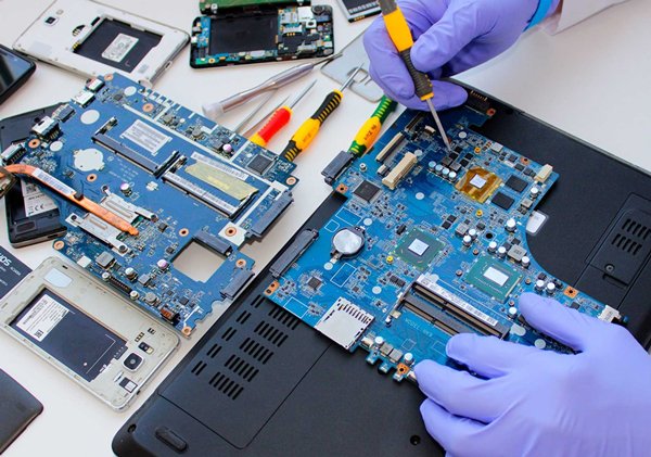 laptop Motherboard repair in Delhi